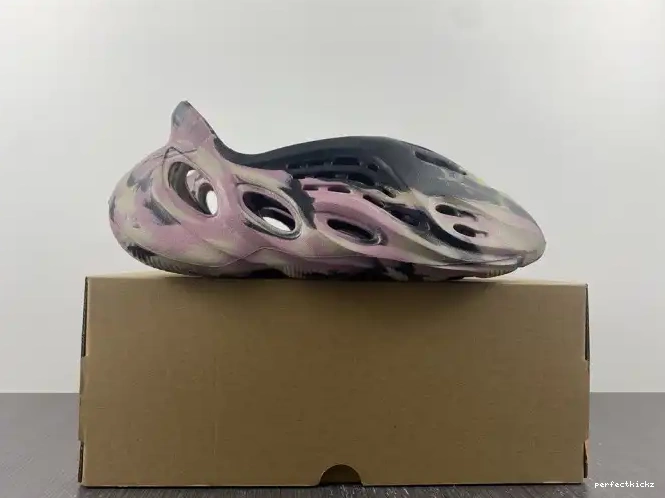 RNR IG9562 Carbon MX Foam Adidas Yeezy 0511
